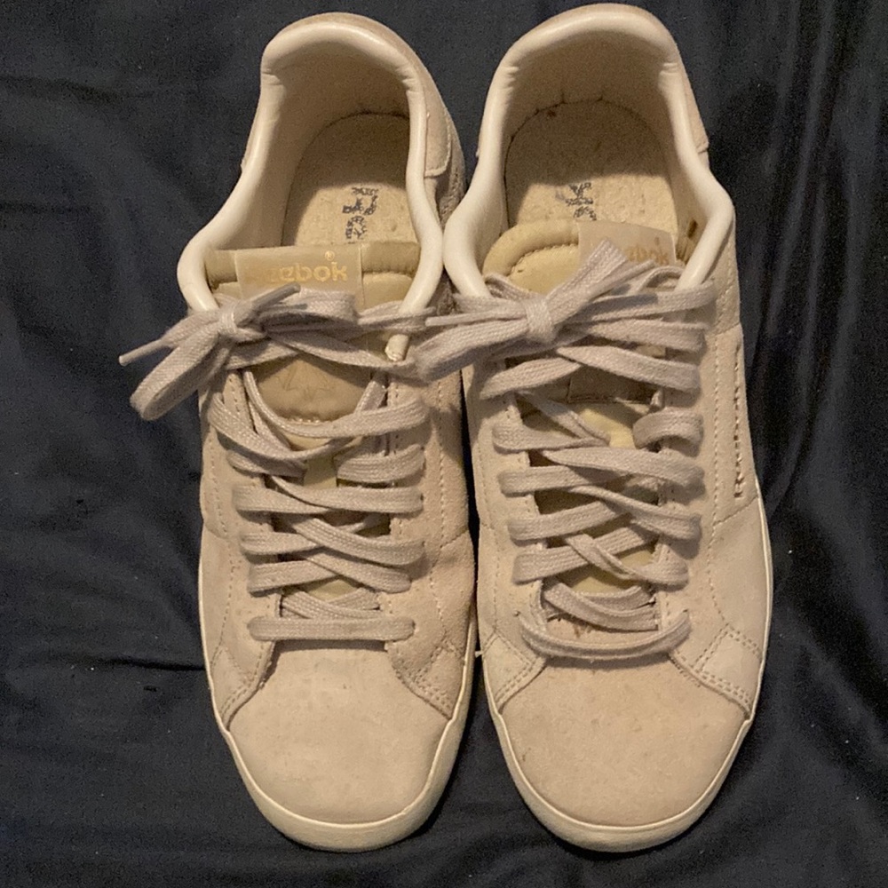 Lite grey off white  old school Reebok vintage worn by me a few times 7 1/2..,